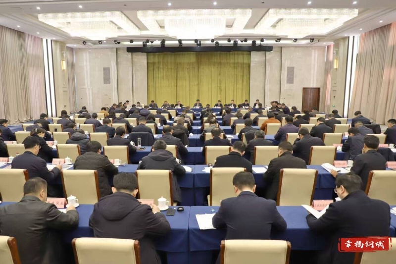 區委常委會召開擴大會議